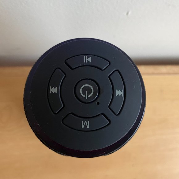 Magnavox MMA37587 Stereo Portable Speaker Color Changing Lights Bluetooth - Picture 6 of 7